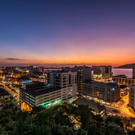 Holiday Inn Express Kota Kinabalu City Centre By Ihg Ngoại thất bức ảnh