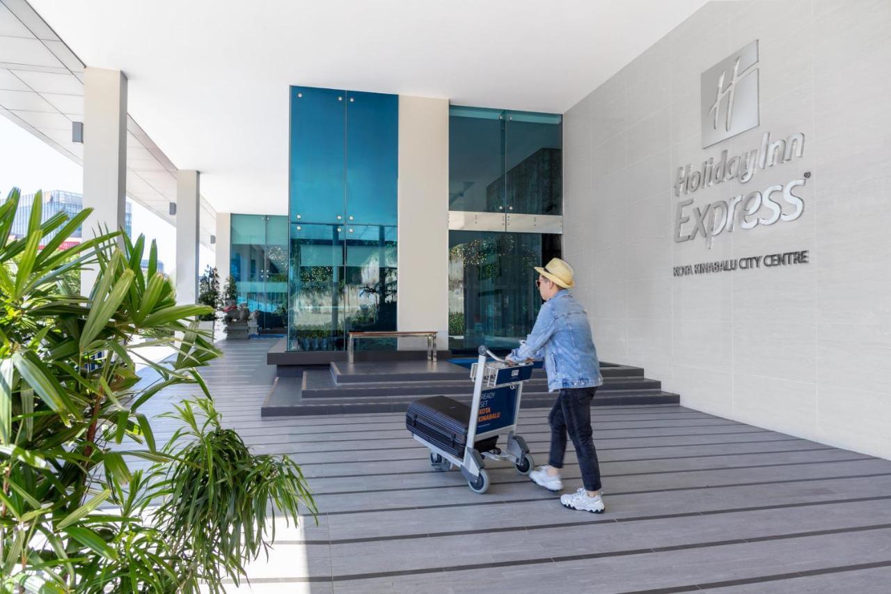 Holiday Inn Express Kota Kinabalu City Centre By Ihg Ngoại thất bức ảnh