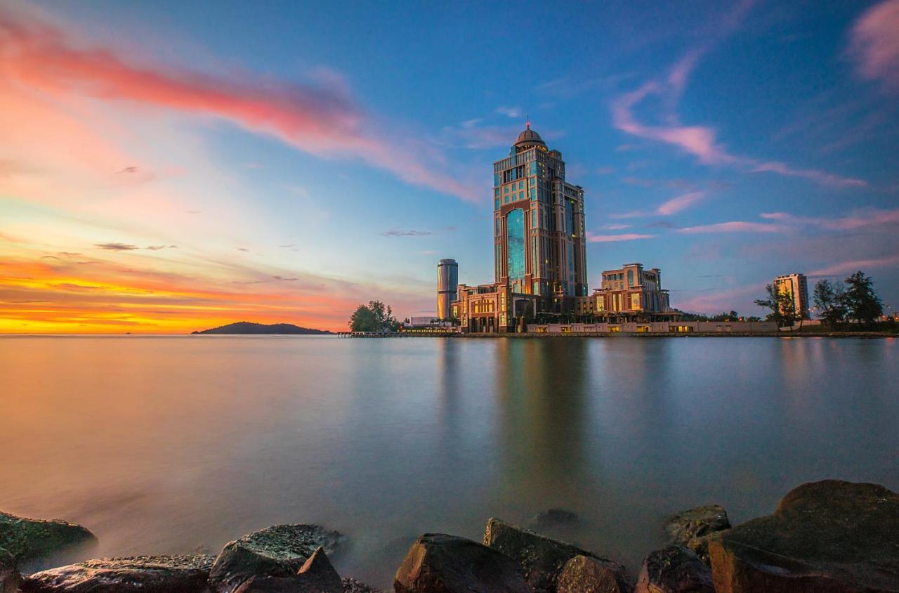 Holiday Inn Express Kota Kinabalu City Centre By Ihg Ngoại thất bức ảnh